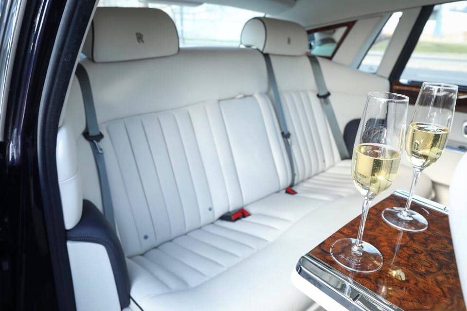 limo service with 2 glass of wine