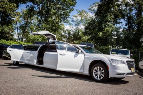 Chrysler 300 Doors Open