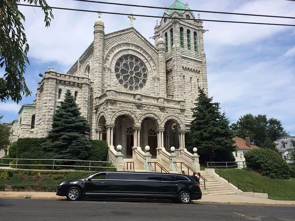 Lincoln MKT Limo Beside Church