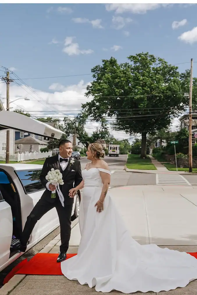 Chrysler 300 stretch wedding limo with jet door — Moonlight Limo Bergen County NJ